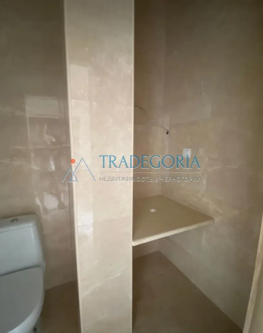 Prodaja, trosoban stan, 227m², Dobra Voda, Bar