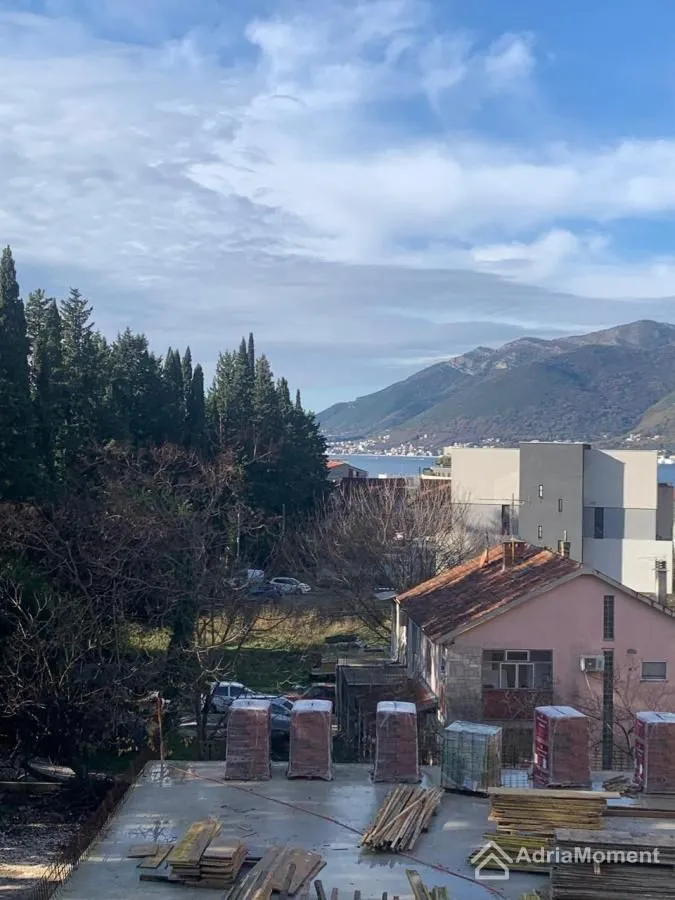 Prodaja, dvosoban stan, 62m², Donja Lastva, Tivat