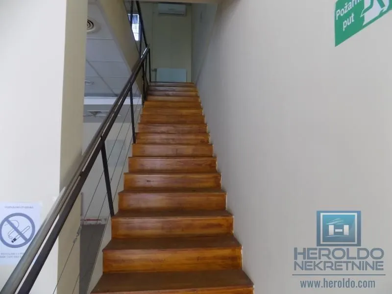 Rent, office space, 213m², Centar, Paraćin