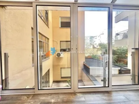 Izdavanje, trosoban stan, 83m², Stari Grad, Beograd - image 11