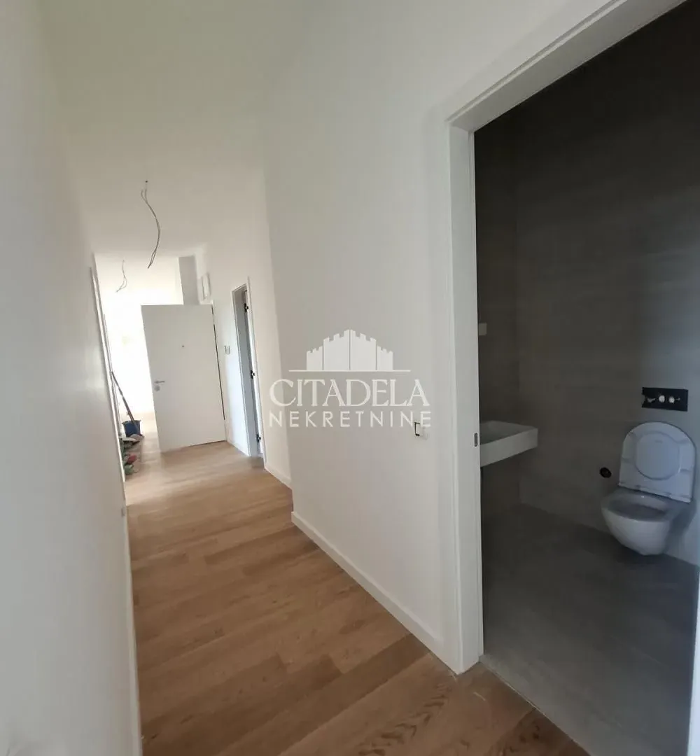 Sale, four bedroom apartment, 143m², Čukarica, Beograd
