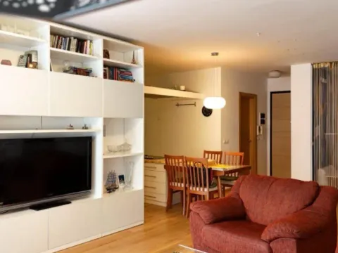 Prodaja, stan, 74m², Centar, Budva - image 4