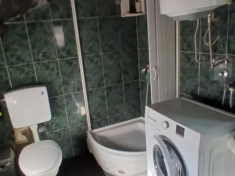 Izdavanje, garsonjera, 30m², Radanovići, Kotor - image 10