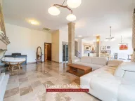 Prodaja, kuća, 971m², Petrovac, Budva - image 16