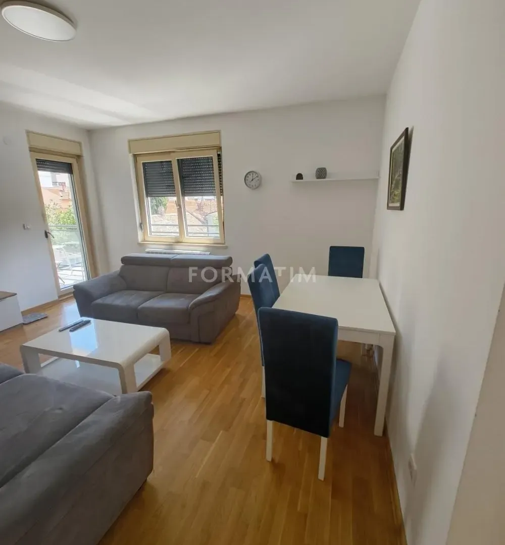 Rent, four bedroom apartment, 65m², Bulbulder, Zvezdara Sve Podlokacije