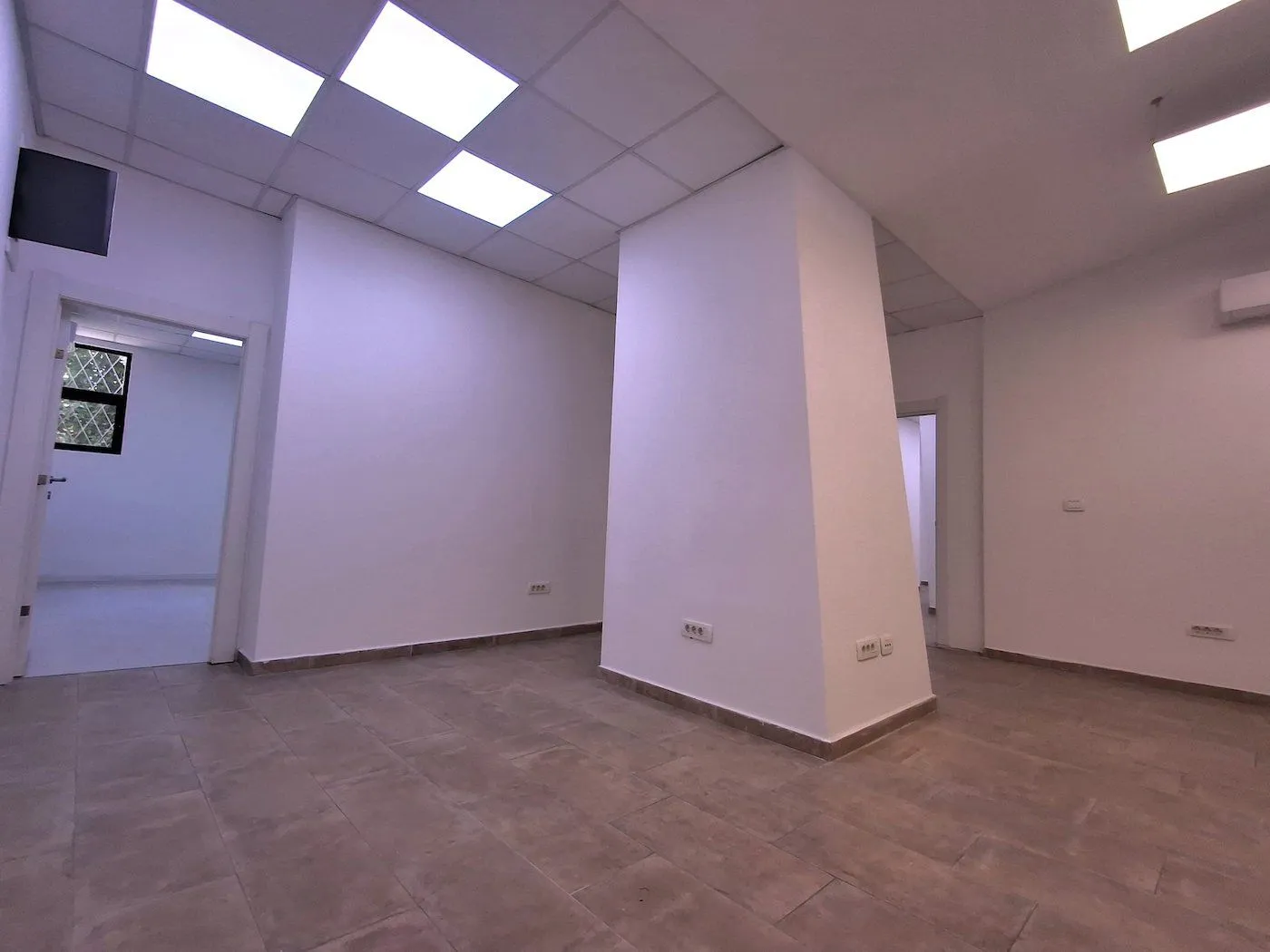 Sale, office space, 294m², Blok 5, Podgorica