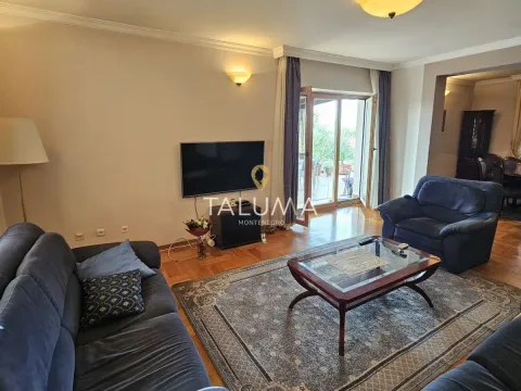 Rent, house, 300m², Masline, Podgorica - image 2