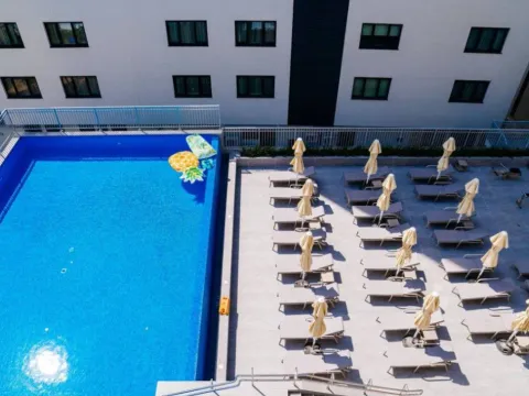 Prodaja, jednosoban stan, 45m², Rafailovići, Budva