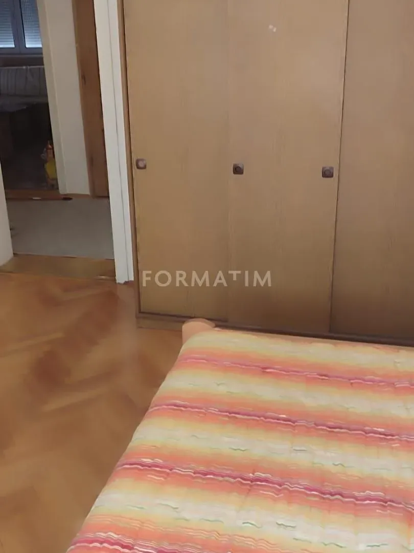 Rent, four bedroom apartment, 90m², Čukarica, Beograd