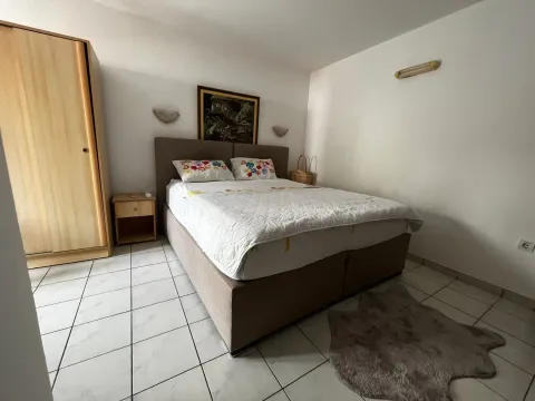 Izdavanje, jednosoban stan, 25m², Rafailovići, Budva - image 9