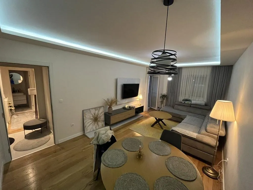 Rent, two bedroom apartment, 70m², Central Point, Podgorica