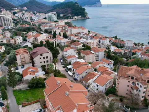 Prodaja, plac, 237m², Petrovac, Budva - image 11