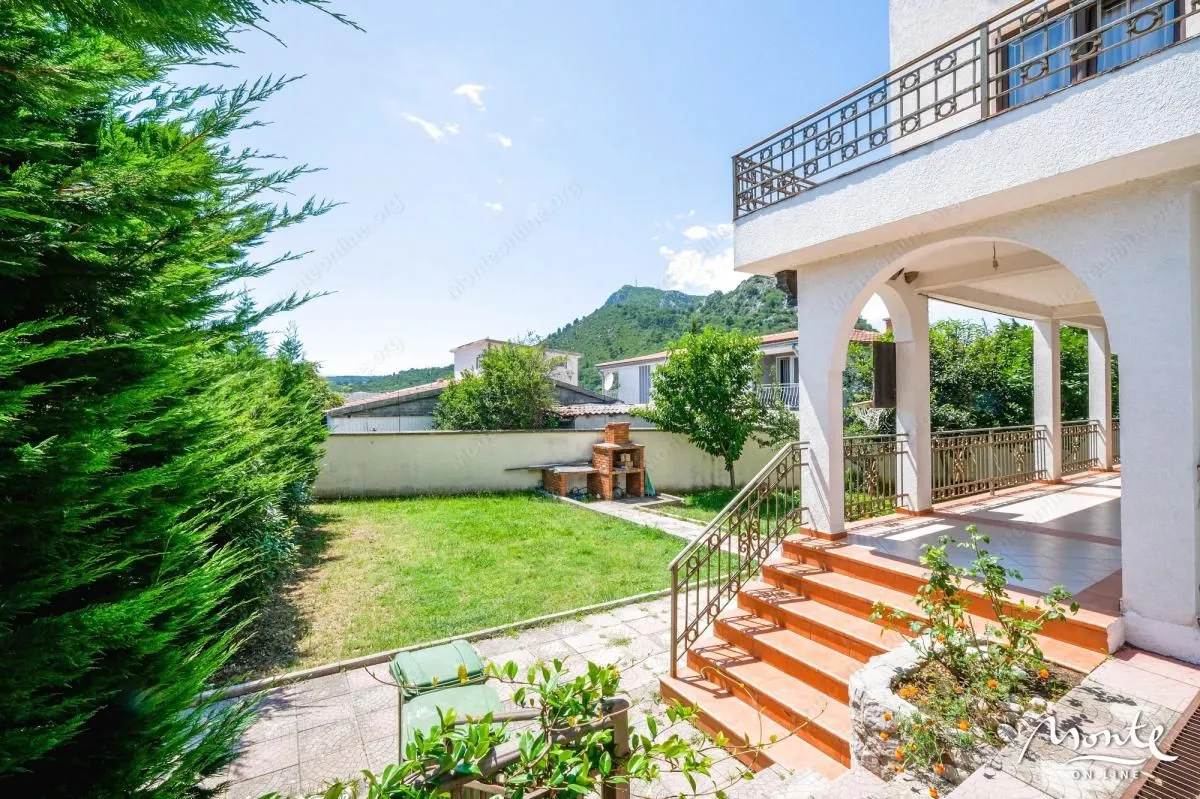 Sale, house, 410m², Sutomore, Bar