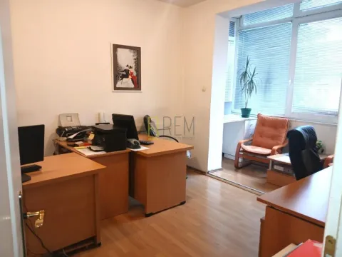 Sale, office space, 70m², Centar, Podgorica - image 2