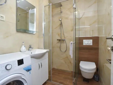 Prodaja, jednosoban stan, 53m², Bečići, Budva - image 10