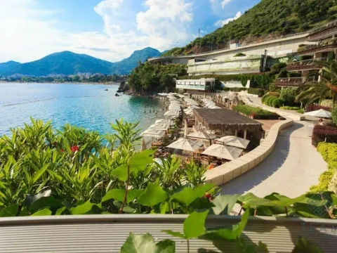Sale, one bedroom apartment, 107m², Dukley Gardens, Budva - image 12