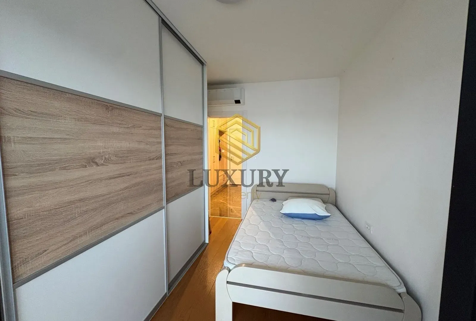 Rent, one bedroom apartment, 49m², City Kvart, Podgorica
