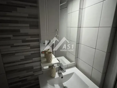 Izdavanje, jednosoban stan, 38m², Centar, Novi Sad - image 7