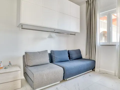 Sale, two bedroom apartment, 60m², Petrovac, Budva - image 6