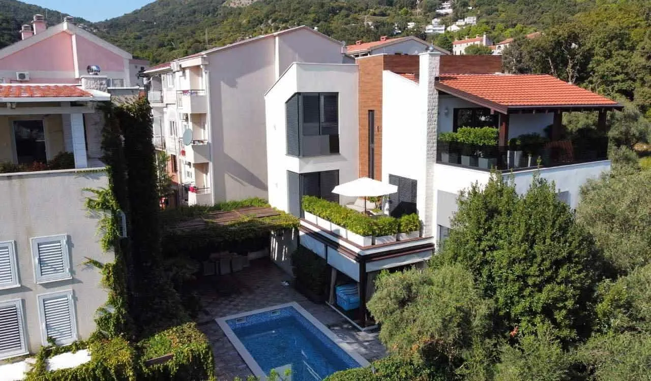 Sale, house, 292m², Podmaine, Budva