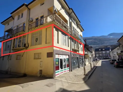 Sale, office space, 209m², Centar, Plav - image 6