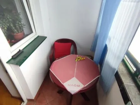 Izdavanje, garsonjera, 25m², Bulevar Evrope, Novi Sad Sve Podlokacije - image 4