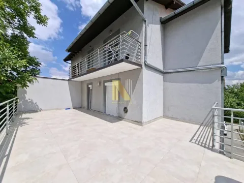 Izdavanje, trosoban stan, 115m², Klisa, Novi Sad Sve Podlokacije - image 6