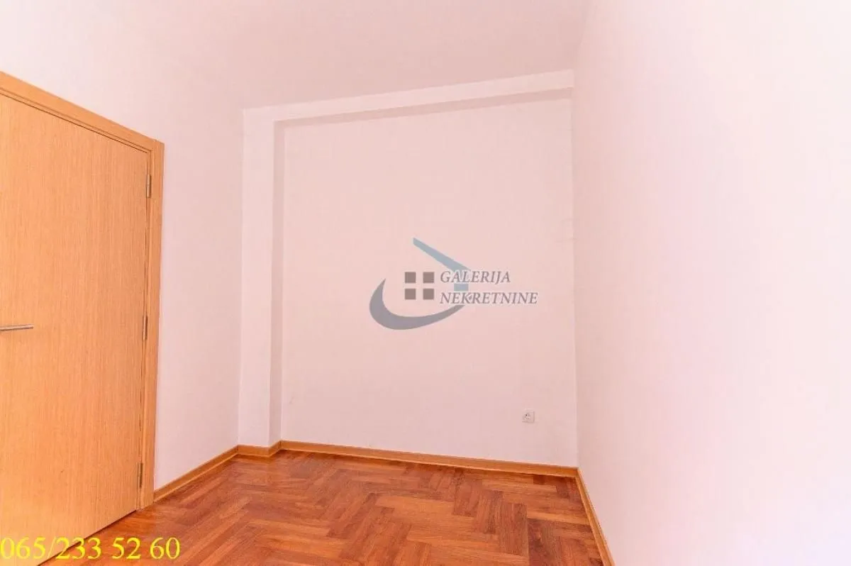 Sale, three bedroom apartment, 56m², Čubura, Beograd