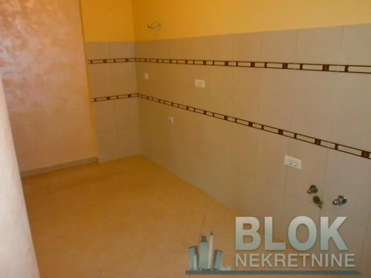 Sale, two bedroom apartment, 142m², Centar, Podgorica