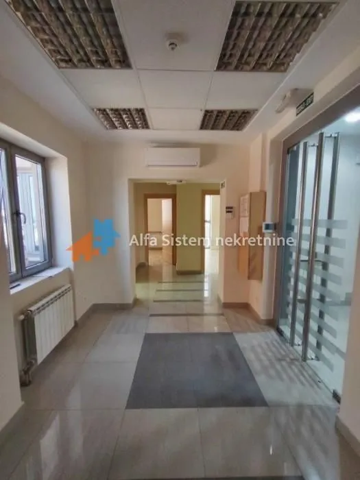 Rent, office space, 210m², Stari Grad, Beograd