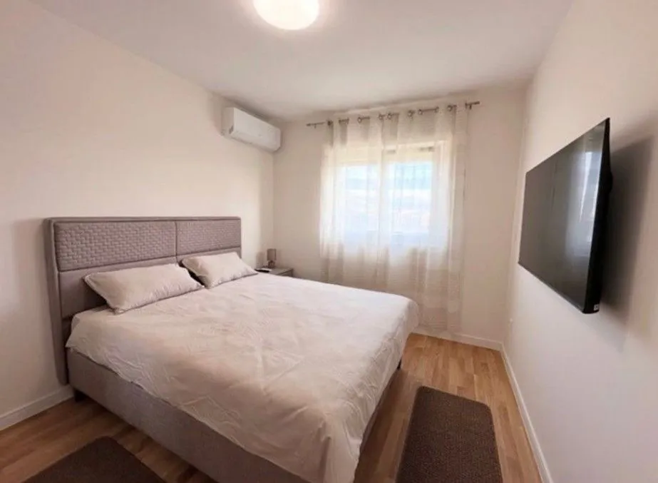 Izdavanje, dvosoban stan, 60m², Ljubović, Podgorica