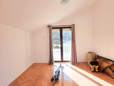 Prodaja, kuća, 350m², Zlatica, Podgorica - image 26