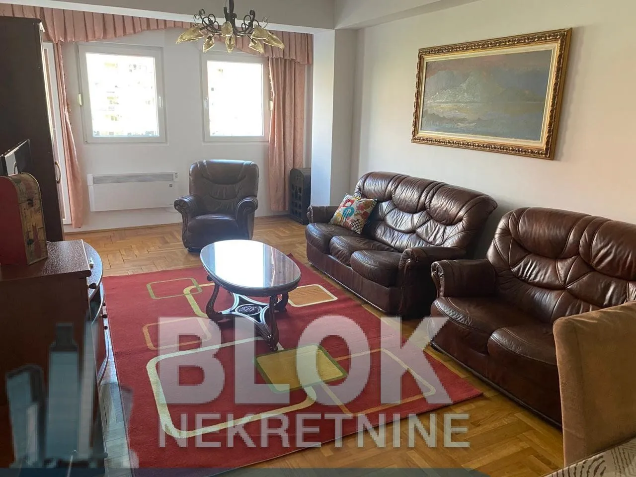 Izdavanje, trosoban stan, 110m², City Kvart, Podgorica