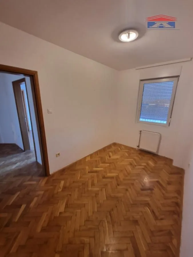 Izdavanje, dvosoban stan, 41m², Železnička Stanica, Novi Sad Sve Podlokacije