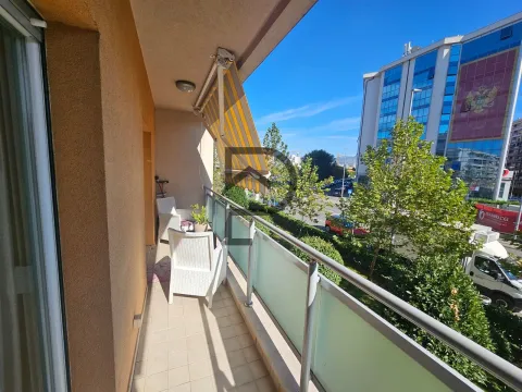 Rent, three bedroom apartment, 119m², City Kvart, Podgorica - image 4