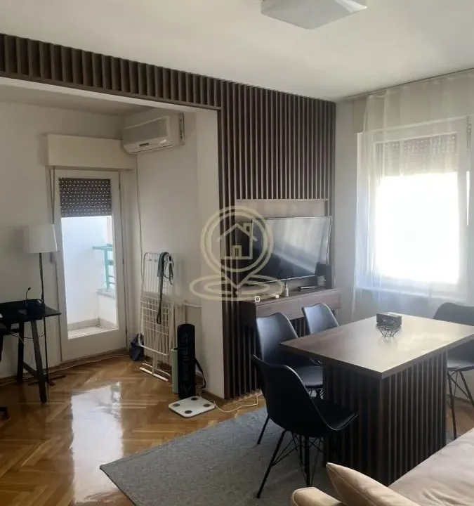 Prodaja, dvosoban stan, 41m², Bulevar Oslobodjenja, Novi Sad Sve Podlokacije