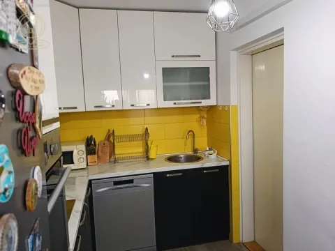 Sale, three bedroom apartment, 77m², Medijana, Niš - image 6