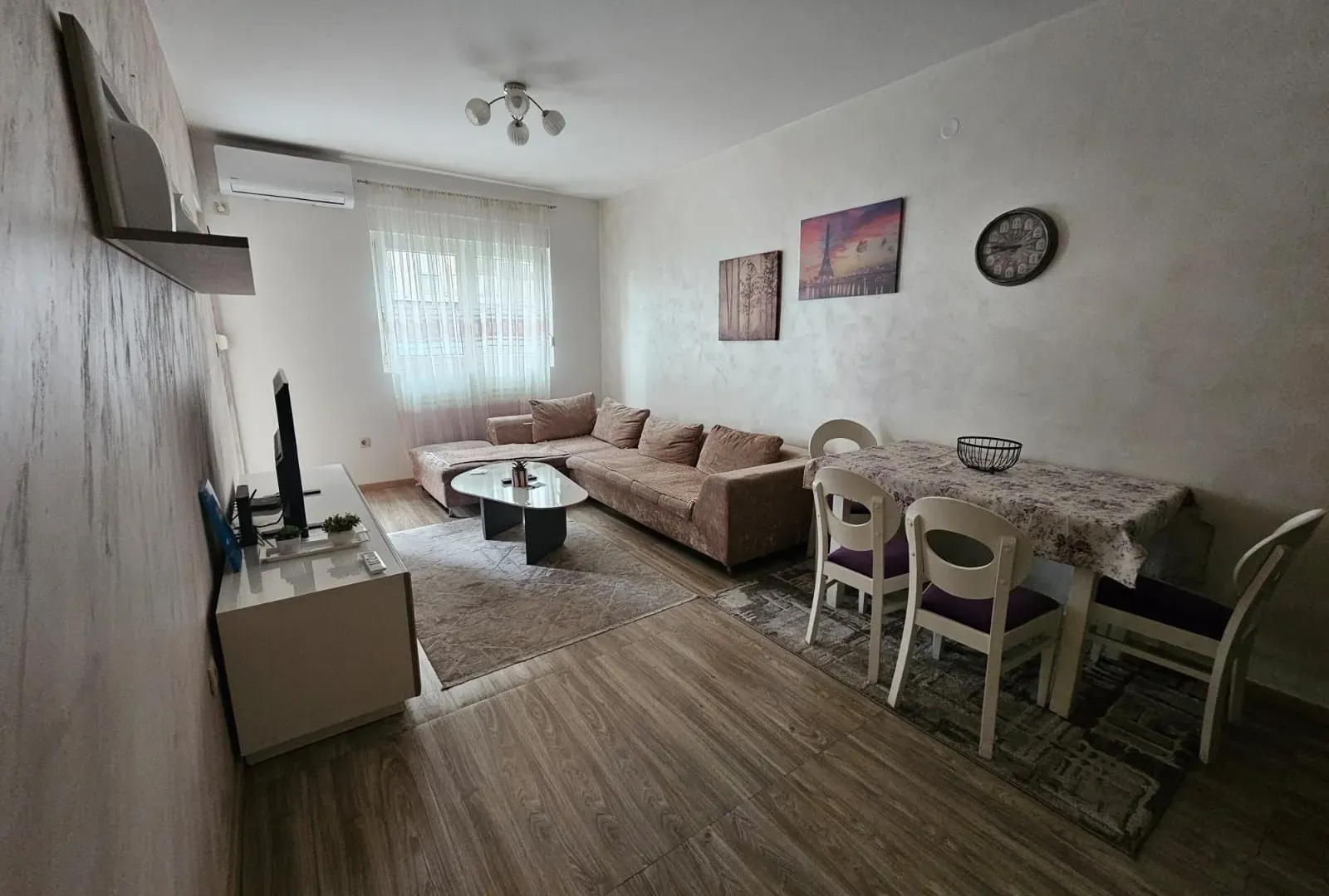 Izdavanje, jednosoban stan, 46m², City Kvart, Podgorica