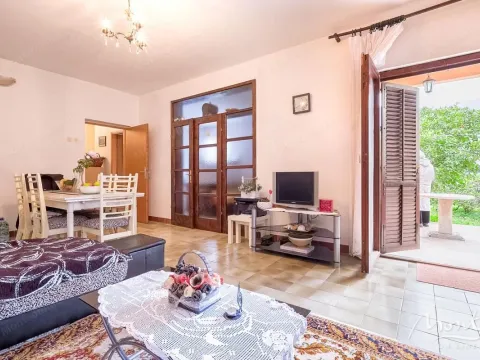 Sale, house, 250m², Dobrota, Kotor - image 15