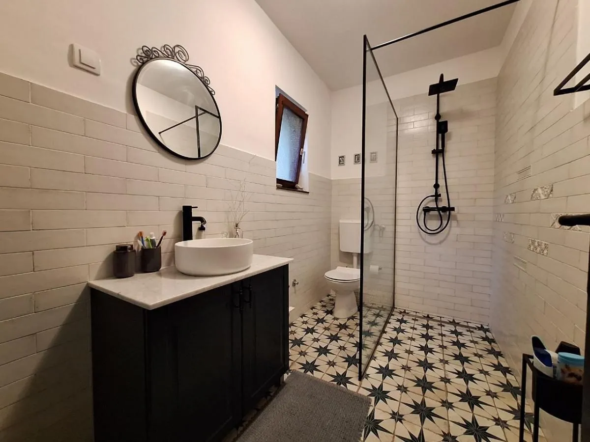 Sale, house, 254m², Beočin, Srbija