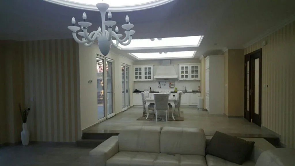 Sale, house, 735m², Reževići, Budva
