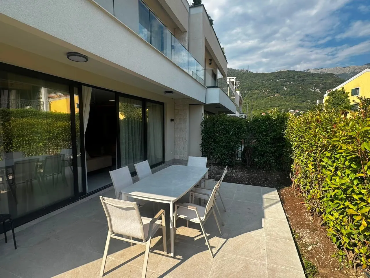 Rent, house, 165m², Lastva Grbaljska, Kotor