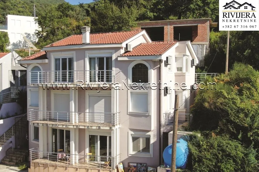 Sale, two bedroom apartment, 79m², Lepetani, Tivat
