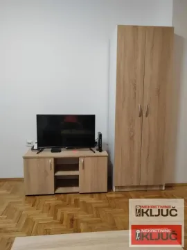 Rent, one bedroom apartment, 33m², Adamovićevo Naselje, Novi Sad Sve Podlokacije - image 4