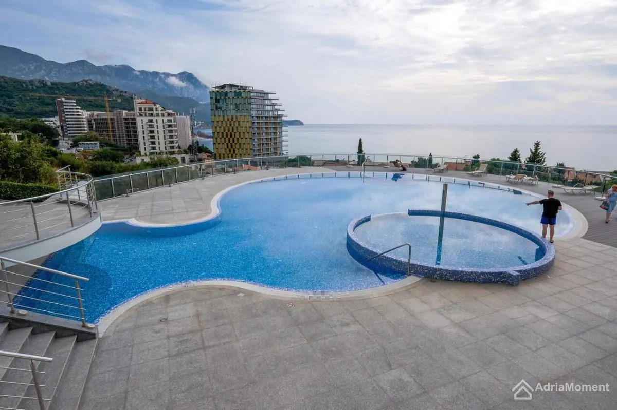 Sale, one bedroom apartment, 52m², Bečići, Budva