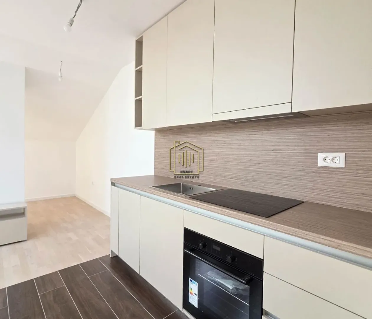 Prodaja, jednosoban stan, 52m², Tološi, Podgorica