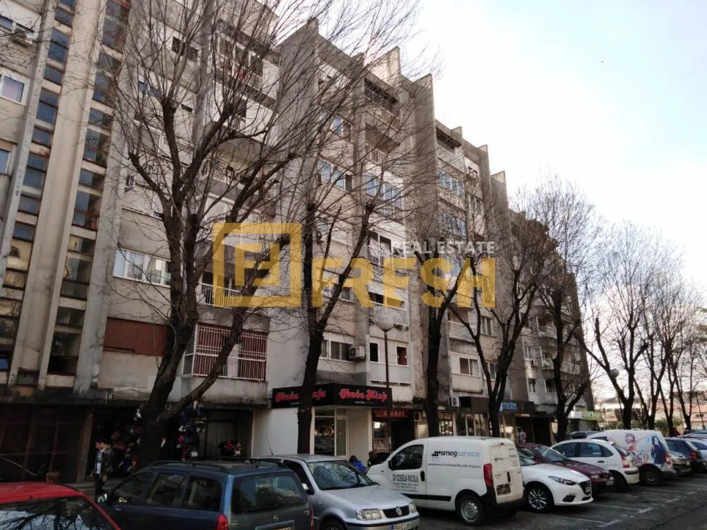 Sale, three bedroom apartment, 94m², Pejton, Podgorica