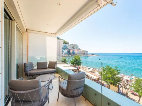 Sale, three bedroom apartment, 171m², Rafailovići, Budva - image 2