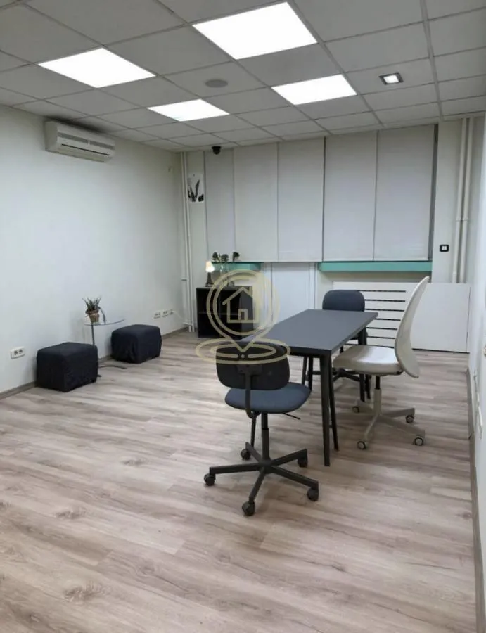 Rent, office space, 90m², Stari Grad, Beograd