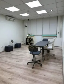 Rent, office space, 90m², Stari Grad, Beograd - image 2